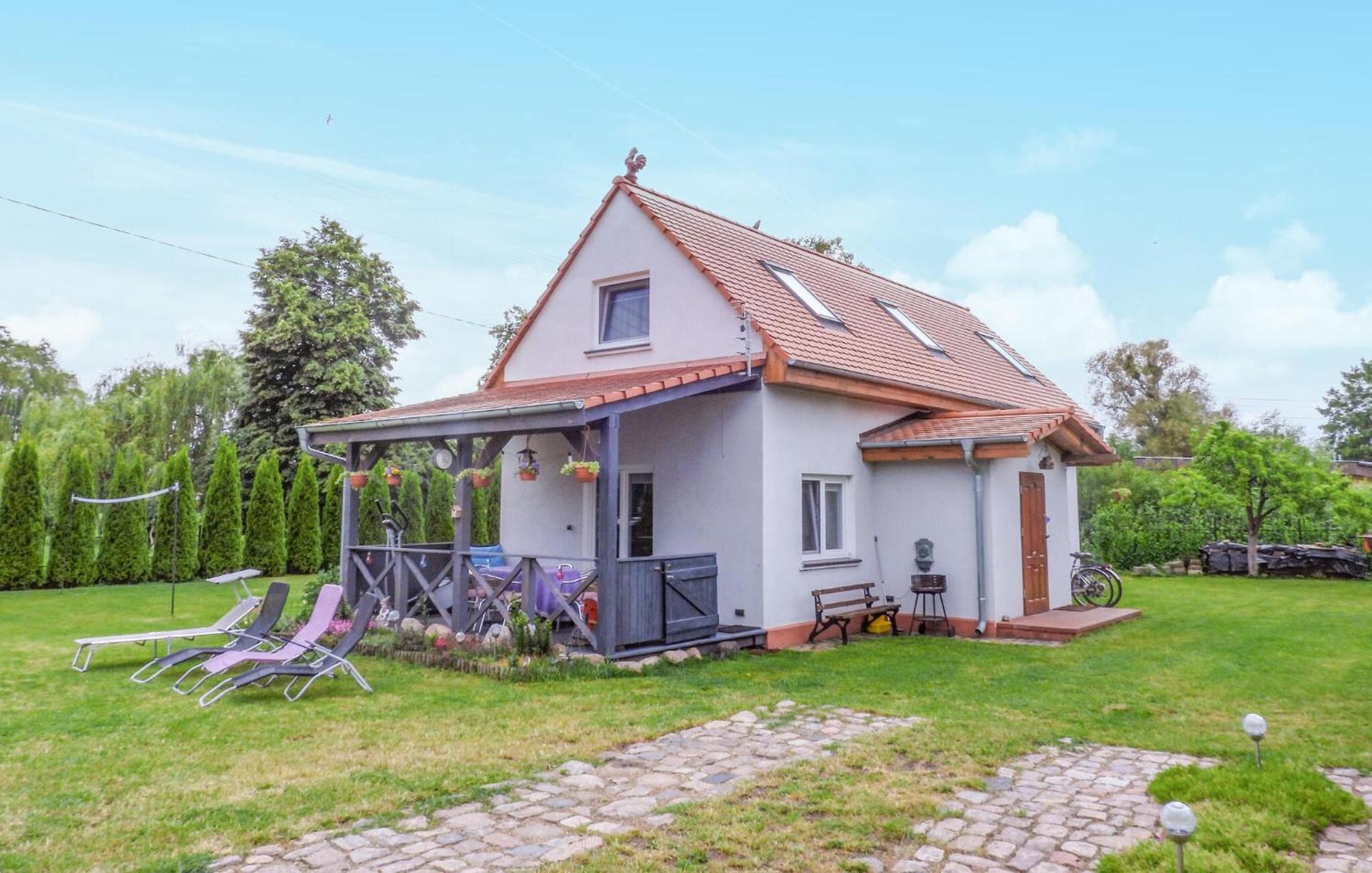 Nice Home In Nowe Warpno With Kitchen Ngoại thất bức ảnh